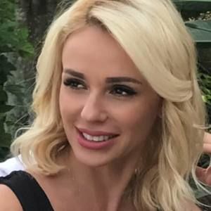 Meet your Posher, Catrinel